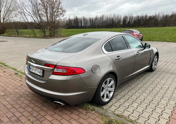 Jaguar XF cena 31900 przebieg: 196902, rok produkcji 2008 z Jarocin małe 277